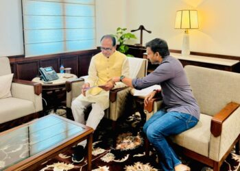 परिपत्रक रद्द करा – खासदार ओमराजे निंबाळकर यांनी घेतली केंद्रीय कृषीमंत्री चौहान यांची भेट 