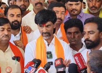 आषाढीवारी संपेपर्यंत मराठा समाज कुठलेच आंदोलन करणार नाही – मनोज जरांगे पाटील यांनी स्पष्ट केली भुमिका 