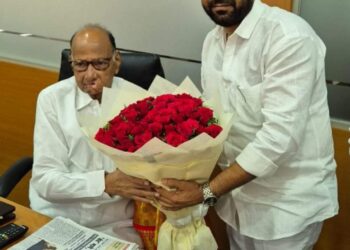 अनिल सावंत यांनी घेतली शरद पवार यांची भेट – राजकीय चर्चेला उधाण 