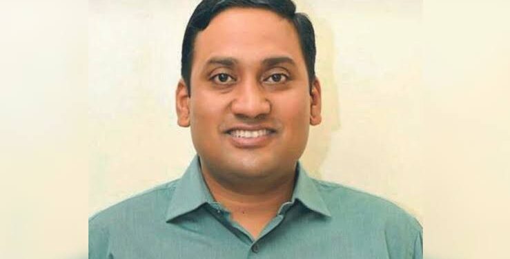 डॉ प्रवीण गेडाम धाराशिव जिल्हा दौऱ्यावर – गाठीभेटी व तुळजाभवानी दर्शन