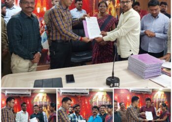 नियुक्ती पत्र – तुळजाभवानी मंदीर संस्थानमध्ये तब्बल 33 वर्षांनी नौकर भरती, भाविकांशी आदराने वागा, जिल्हाधिकारी डॉ ओम्बासे यांचा सल्ला