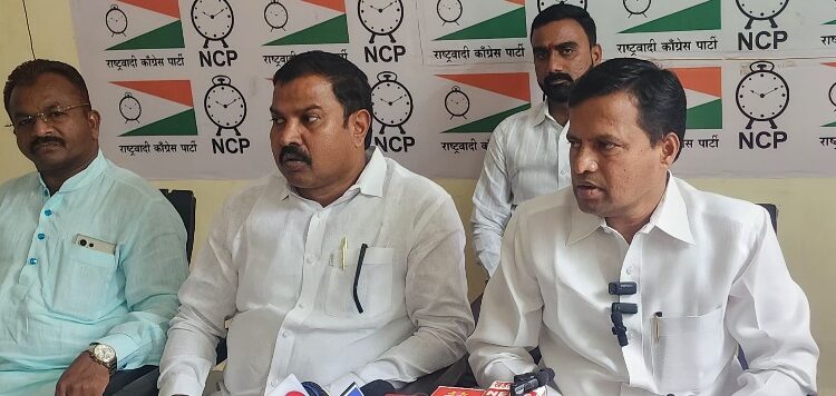 इशारा – राष्ट्रवादीला आयात उमेदवार देऊ नका, जरांगे पाटील उमेदवार देतील असे वाटत नाही – अर्चना पाटील राष्ट्रवादीतच पण इच्छुक नाहीत