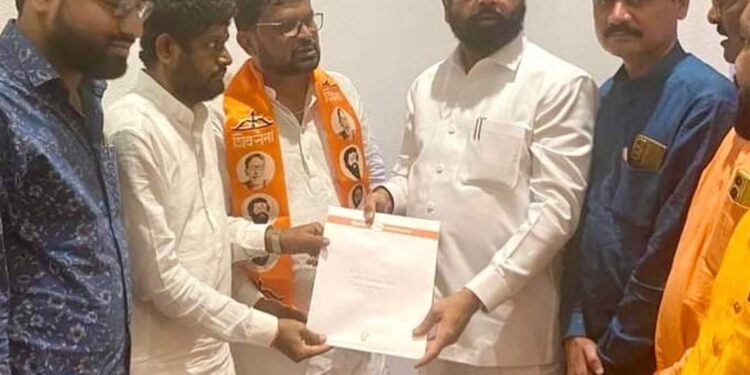 आयात उमेदवाराची नामुष्की, शिवसेनेकडुन अजित पिंगळे रिंगणात – निष्ठावानांना नारळ, आमदार राणाजगजीतसिंह ठरले सरस