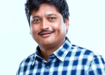 सरपंचपद कायम – ऍड अजित खोत यांच्यासह 6 सदस्यांना मोठा दिलासा, जिल्हाधिकारी यांचा निर्णय