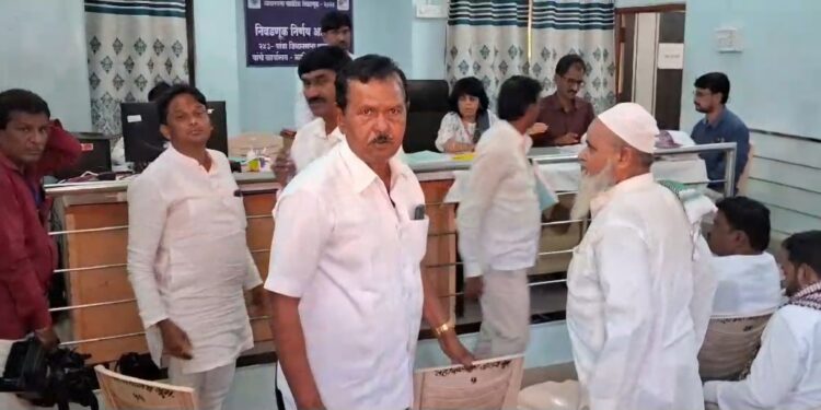 राष्ट्रवादीकडुन उमेदवारी अर्ज भरल्यावर राहुल मोटे यांनी स्पष्ट केली भुमिका – 