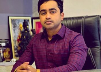 गटबाजीचा आरोप – अक्षय ढोबळे यांनी ठोकला शिवसेनेला रामराम, राजीनाम्यानंतर भुमिकेकडे लक्ष 