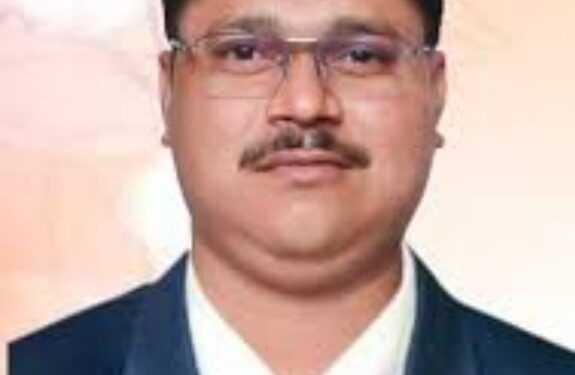 पाय खोलात, लबडे बोगस डॉक्टर – अवैध गर्भलिंग तपासणीची चर्चा, गुंगीचे इंजेक्शन देऊन बलात्कार, व्हिडिओ काढुन ब्लॅकमेल